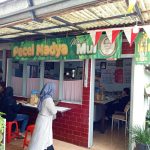 Mengapa Pecel Tak Pernah Sepi Peminat Menyingkap Rahasia Daya Tarik Kuliner Legendaris Indonesia